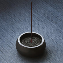 Load image into Gallery viewer, MÅNGATA BLACK INCENSE HOLDER